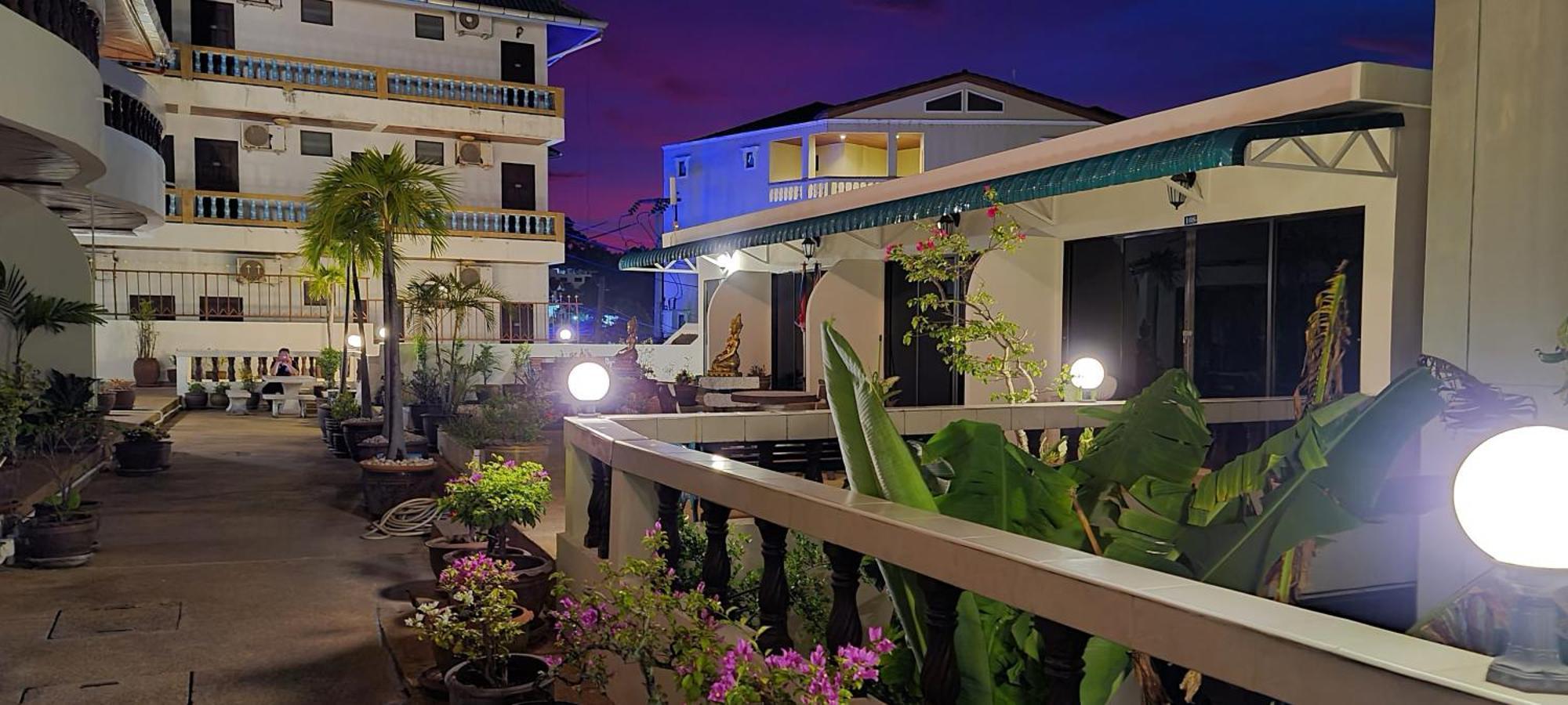 فندق بلو سكاي ريزيدنس Patong المظهر الخارجي الصورة