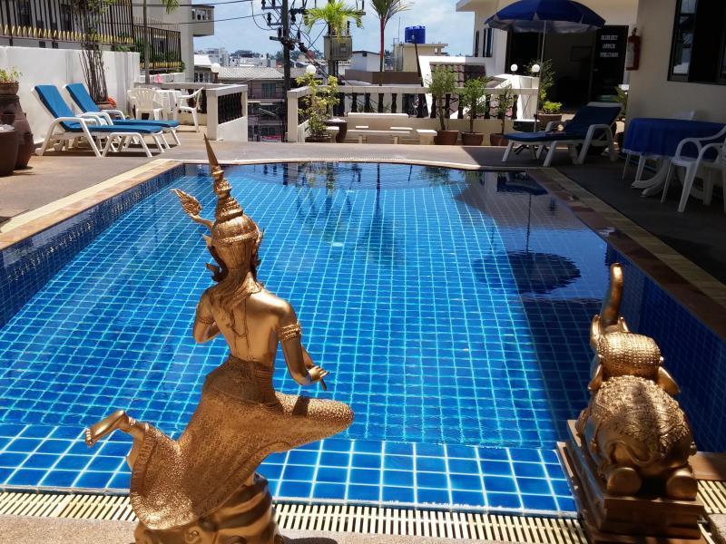 فندق بلو سكاي ريزيدنس Patong المظهر الخارجي الصورة