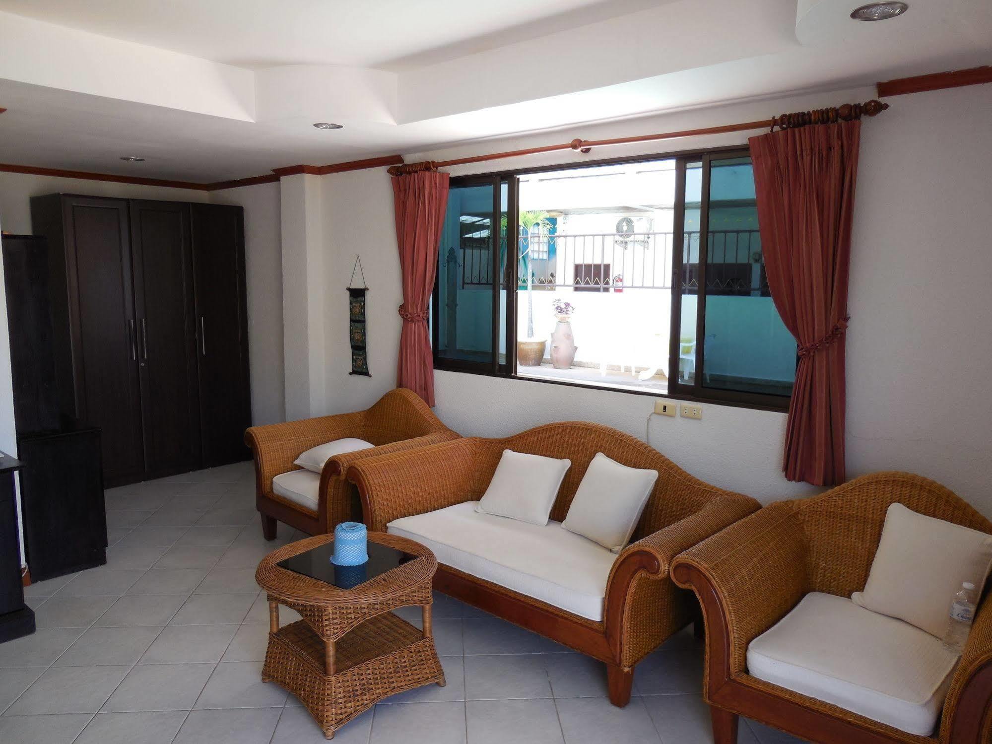 فندق بلو سكاي ريزيدنس Patong المظهر الخارجي الصورة