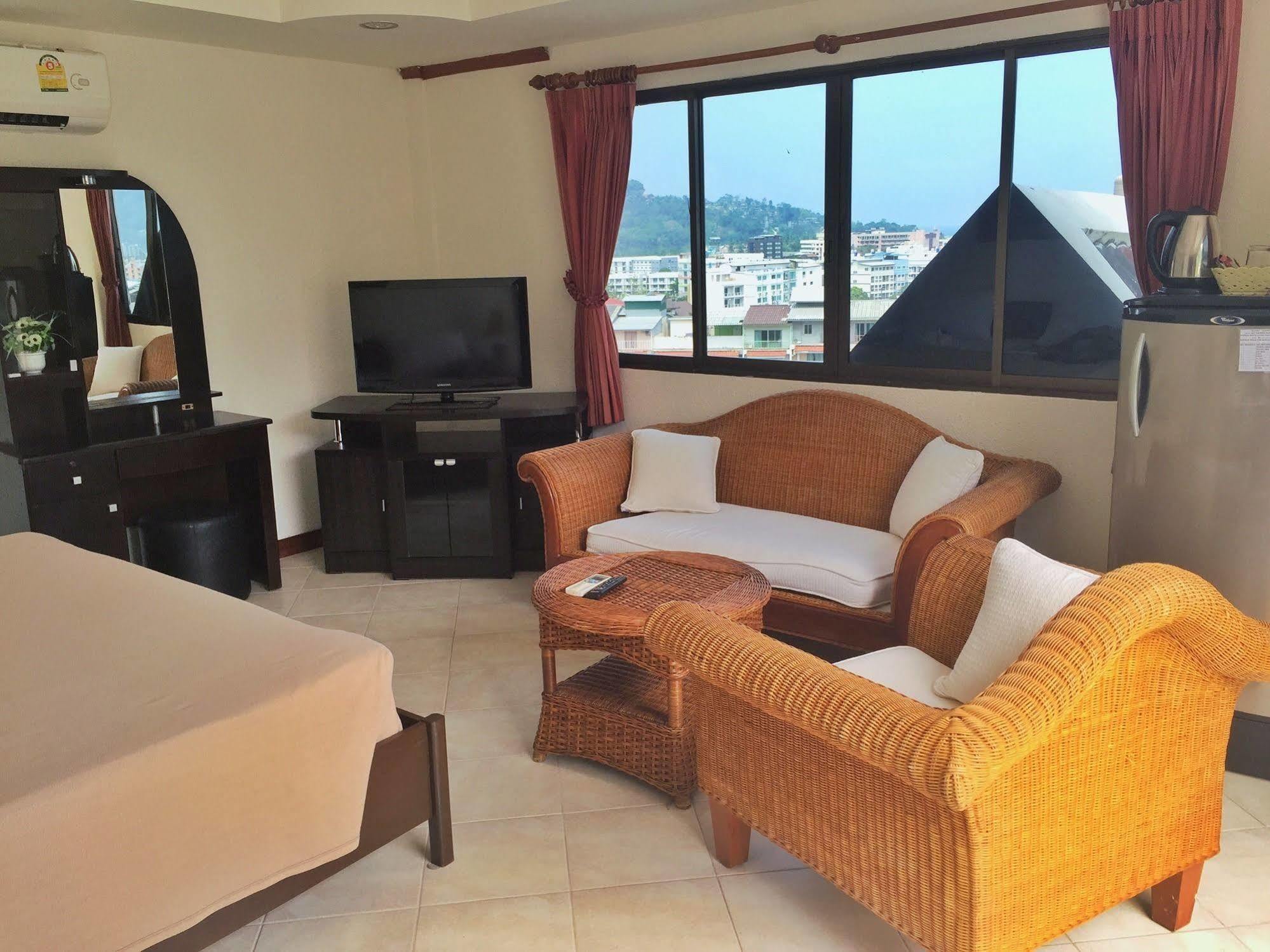 فندق بلو سكاي ريزيدنس Patong المظهر الخارجي الصورة