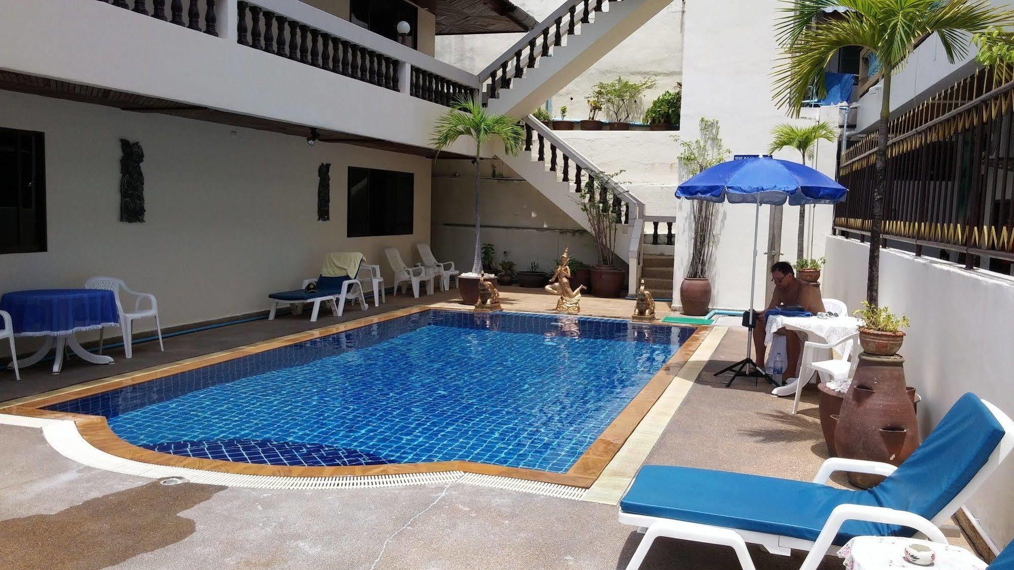 فندق بلو سكاي ريزيدنس Patong المظهر الخارجي الصورة